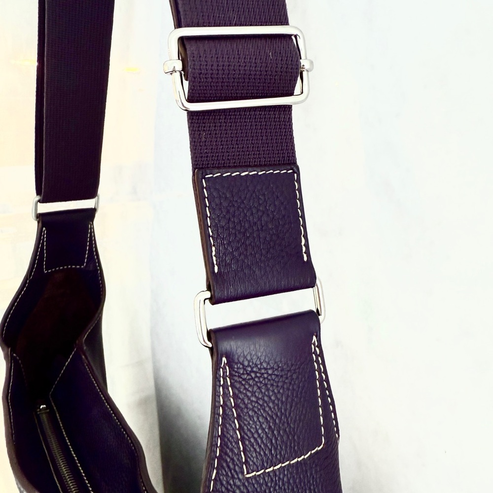 Authentic Hermes Goodnews messenger Chic Purple clemence Leather crossbody bag - Picture 12 of 16